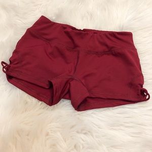 Mid rise dancing shorts